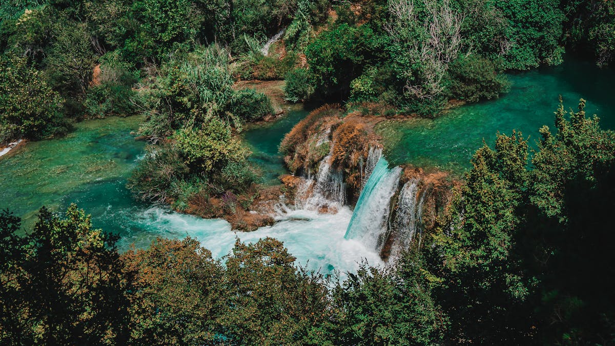 Katugas Ella: Ratnapura's Easy-Access Waterfall