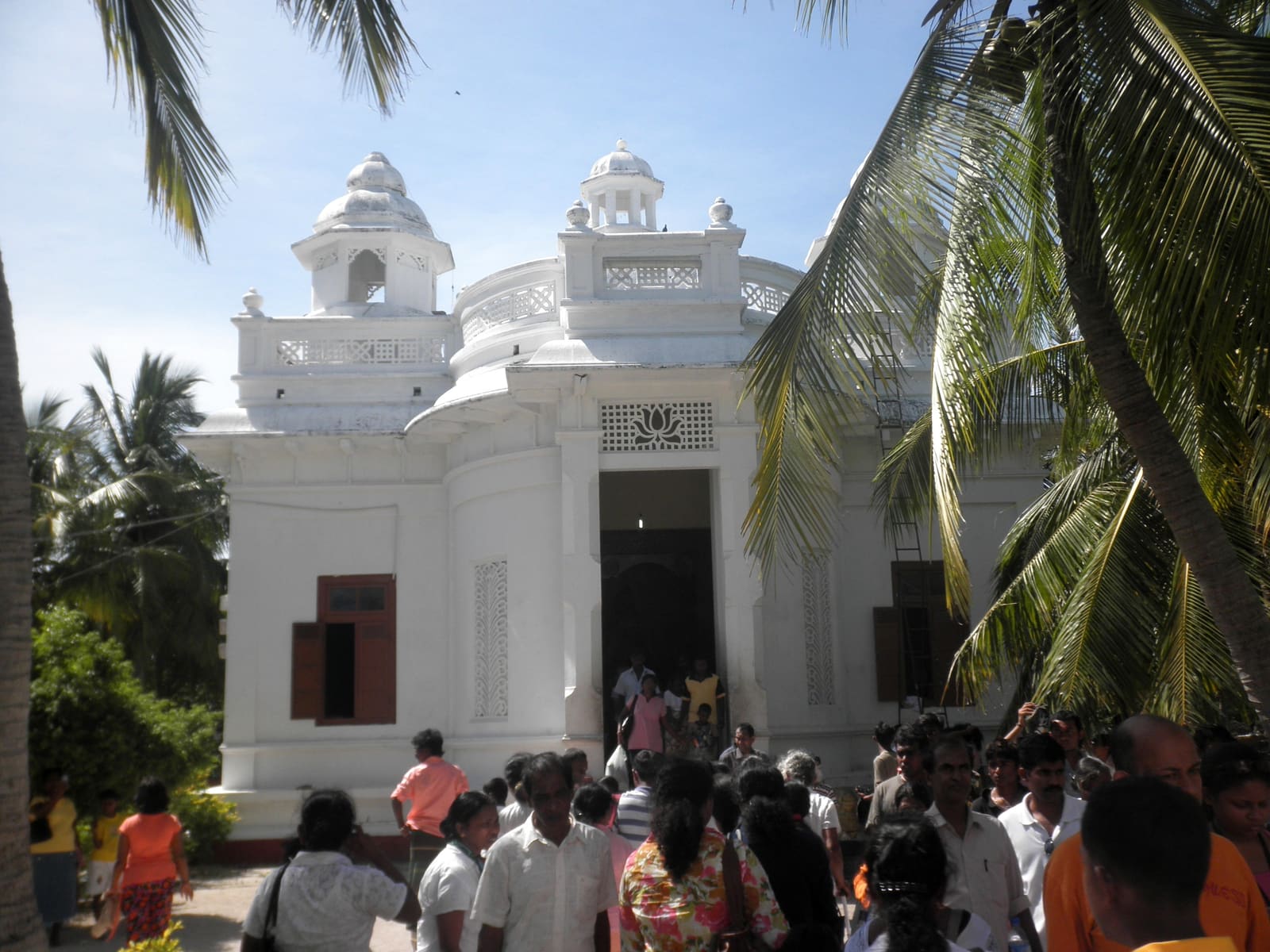 Nagadeepa Purana Vihara: The Sacred Island Temple