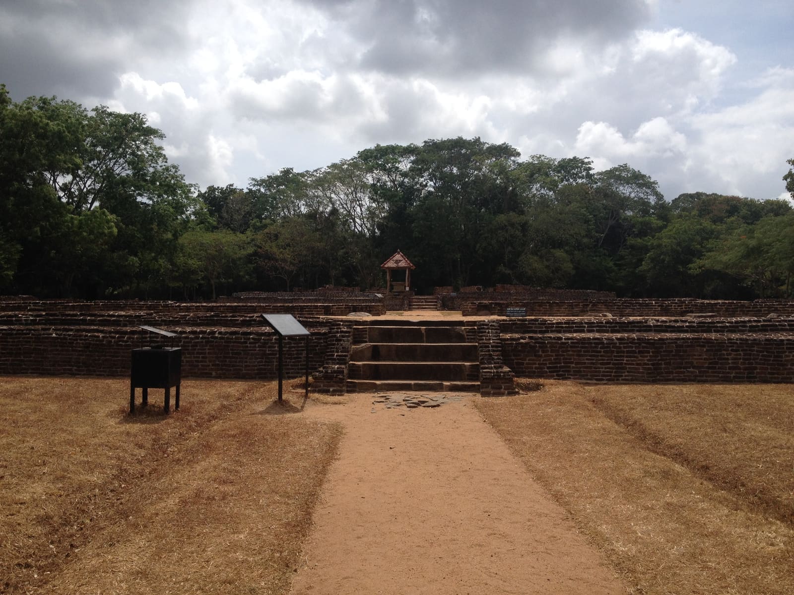 Panduwasnuwara: A Forgotten Ancient Capital