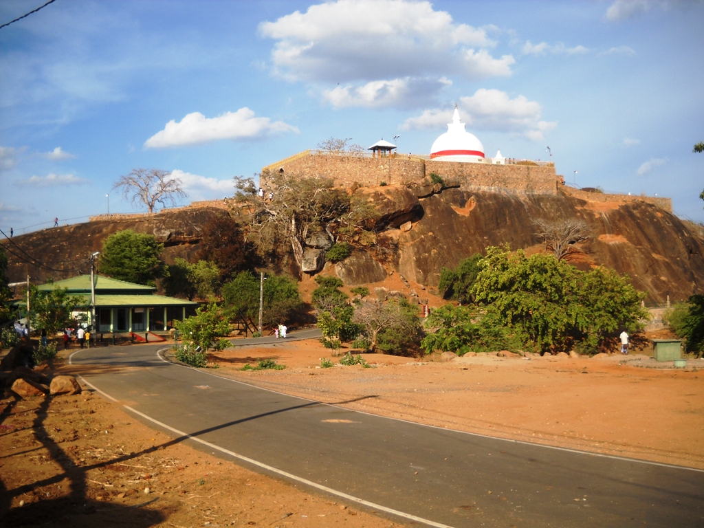 Sithulpawwa Rock Temple: An Ancient Monastery near Yala