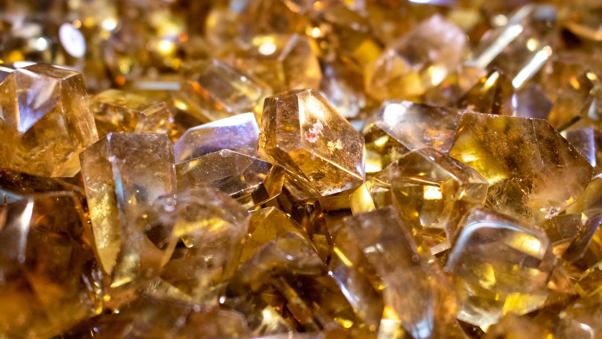 Yellow Sapphire (Pushparaga): Sri Lanka's Golden Gem